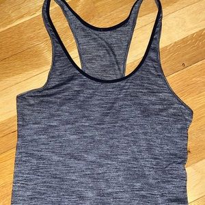 Lululemon gray tank